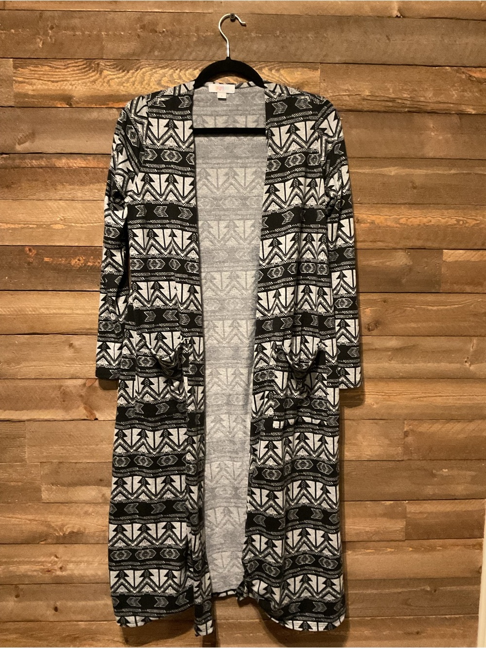 Lularoe Sarah Long Duster Gray And Black Tribal Print Women’s Size Small